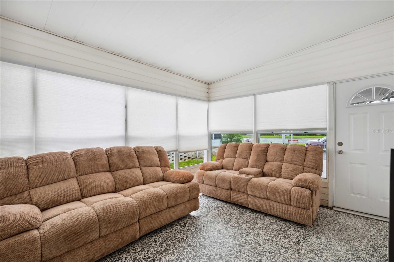 37617 AMIGO DR, ZEPHYRHILLS, FL, 33541