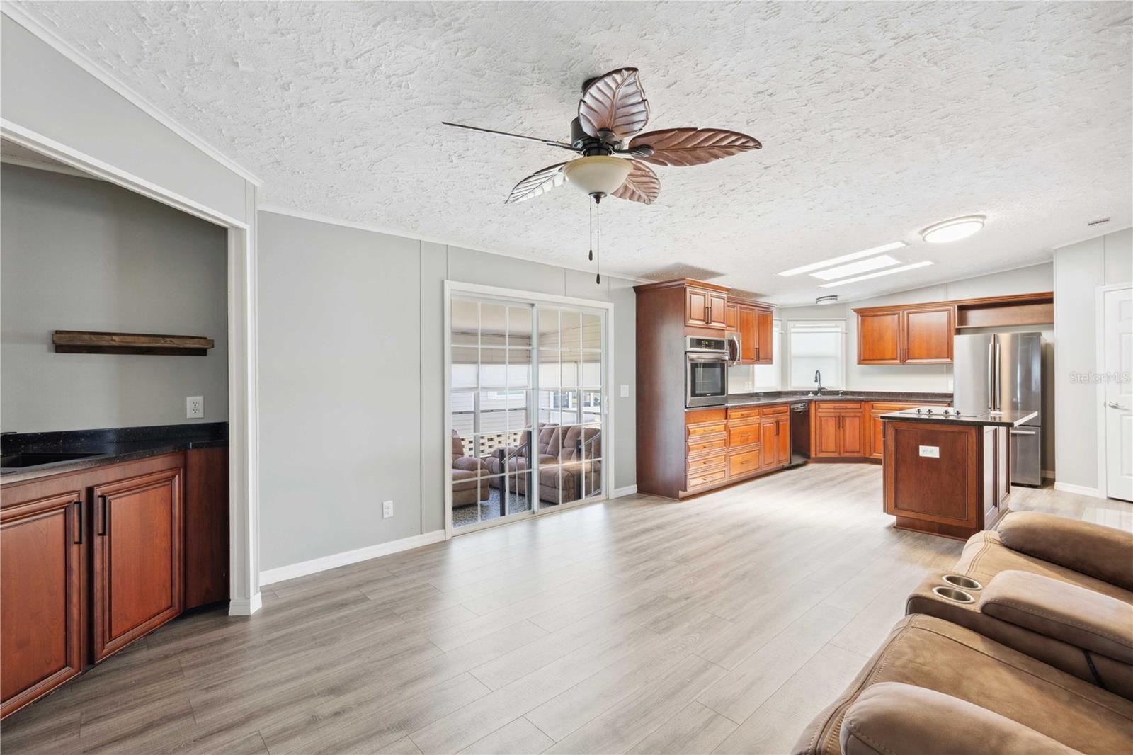 37617 AMIGO DR, ZEPHYRHILLS, FL, 33541