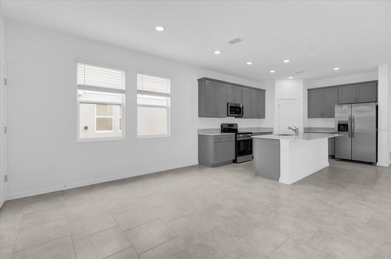 2158 SWEET HONEY LN, APOPKA, FL, 32712