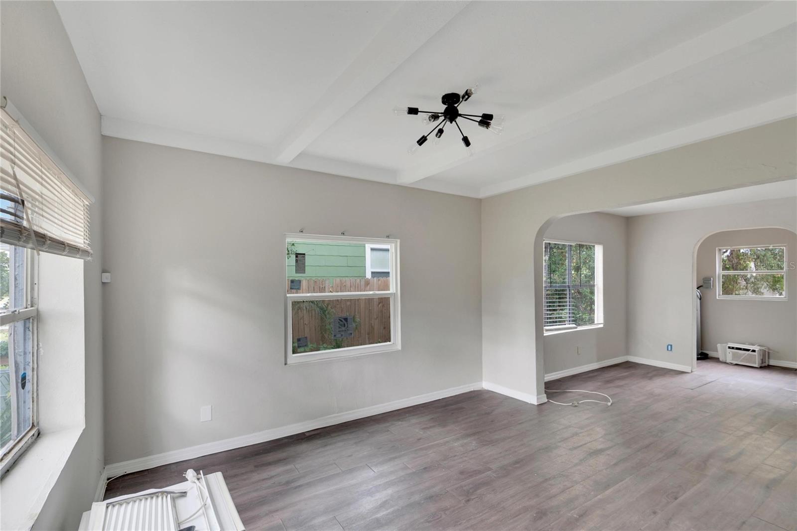 3089 19TH AVE S, ST PETERSBURG, FL, 33712