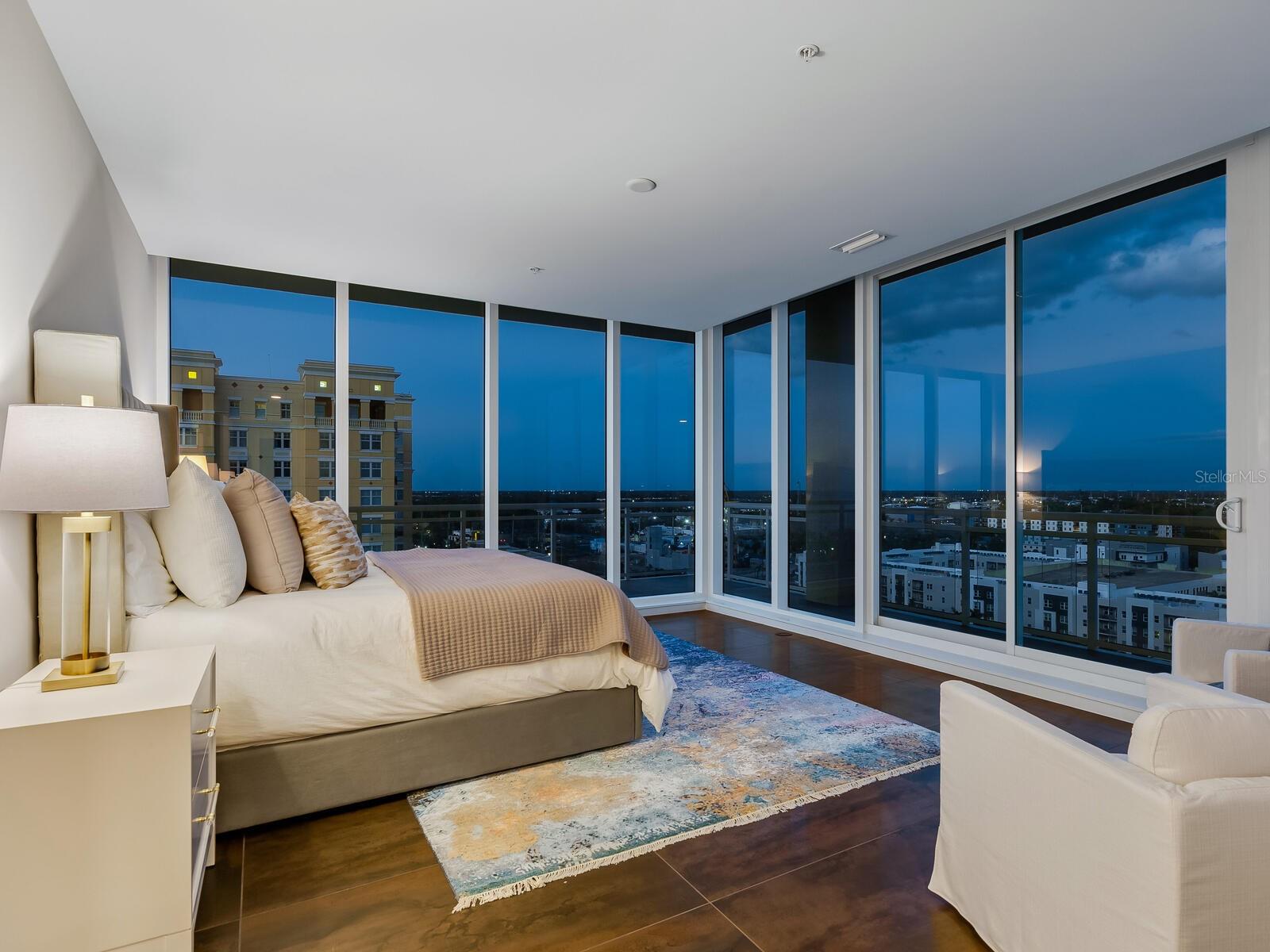 540 N TAMIAMI TRL #1201, SARASOTA, FL, 34236