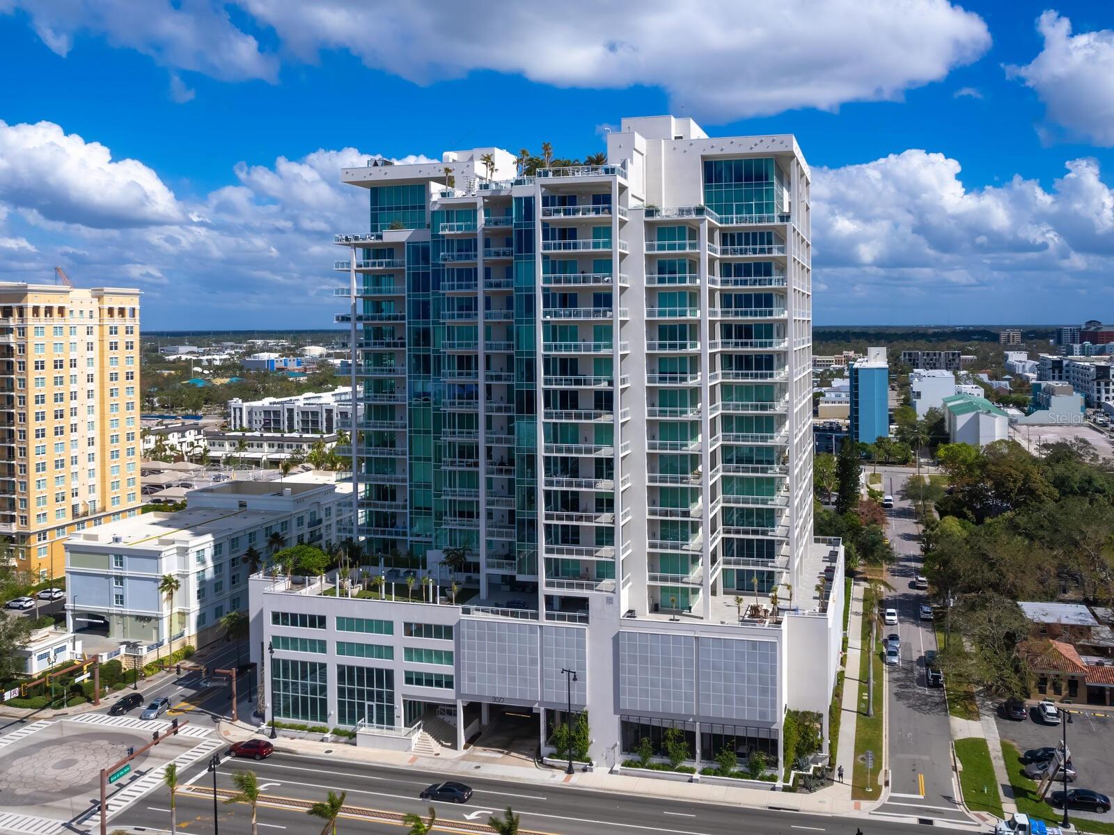 540 N TAMIAMI TRL #1201, SARASOTA, FL, 34236