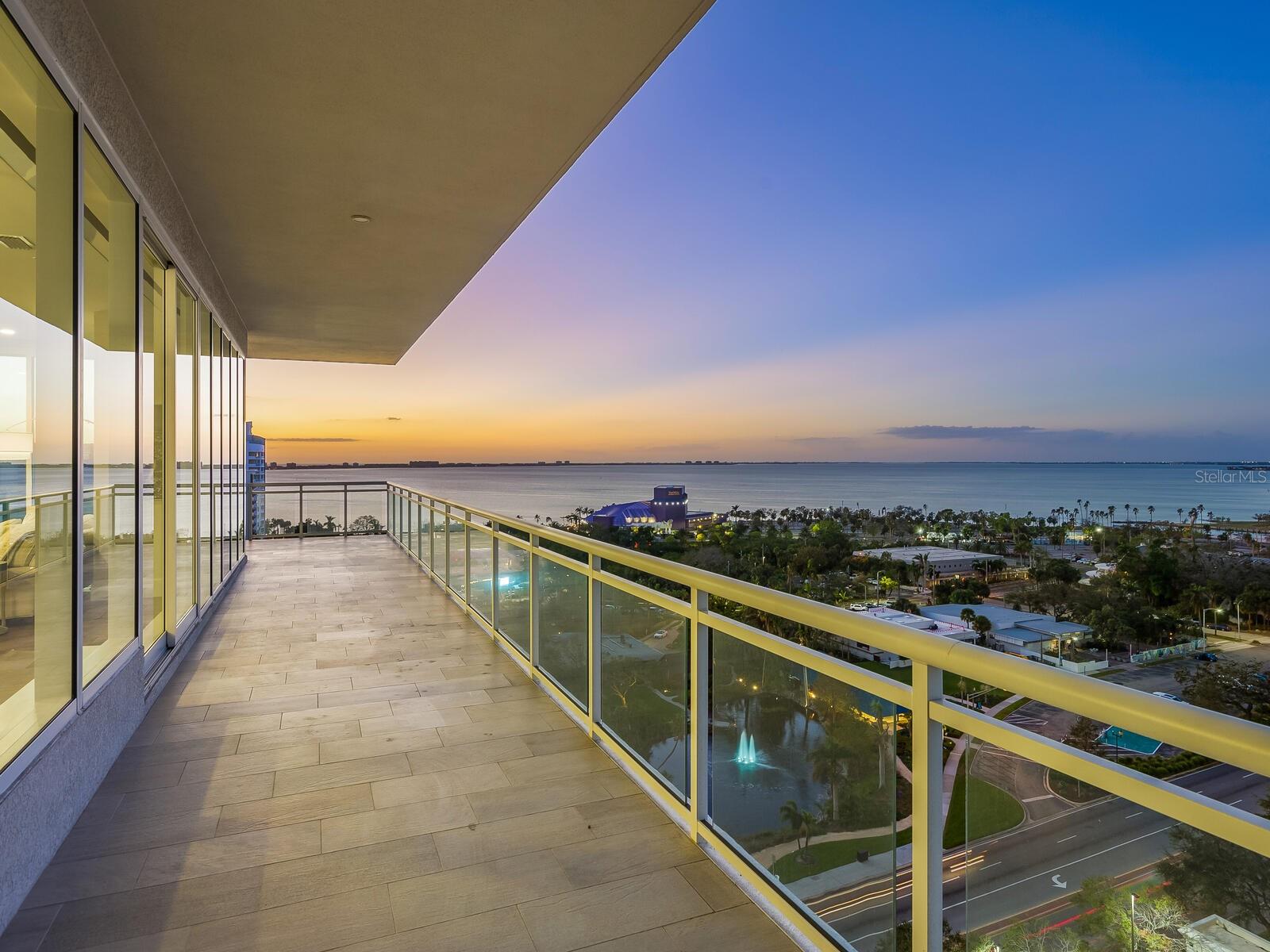 540 N TAMIAMI TRL #1201, SARASOTA, FL, 34236