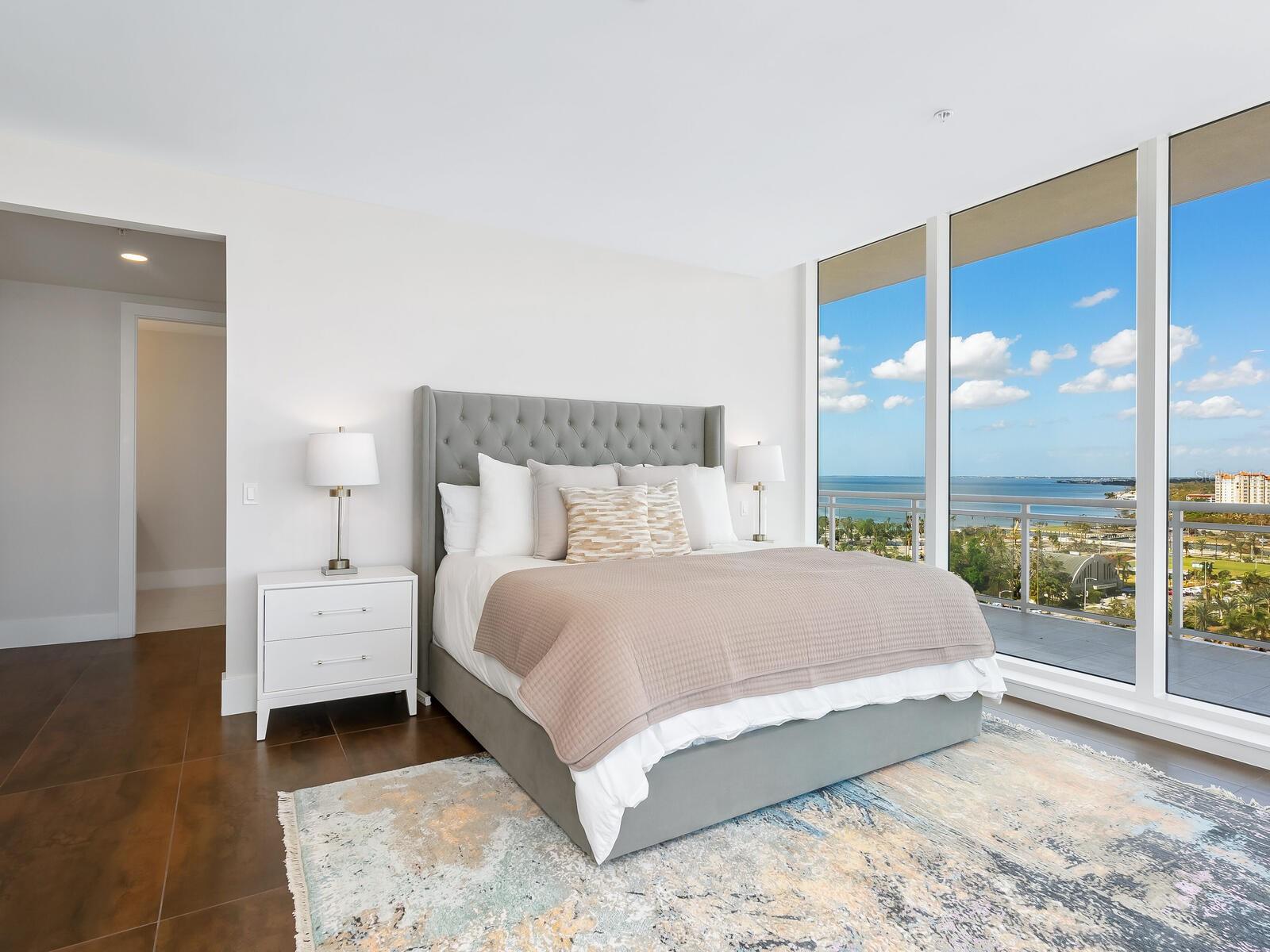 540 N TAMIAMI TRL #1201, SARASOTA, FL, 34236