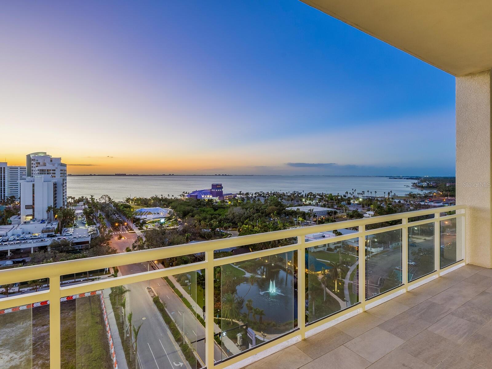 540 N TAMIAMI TRL #1201, SARASOTA, FL, 34236