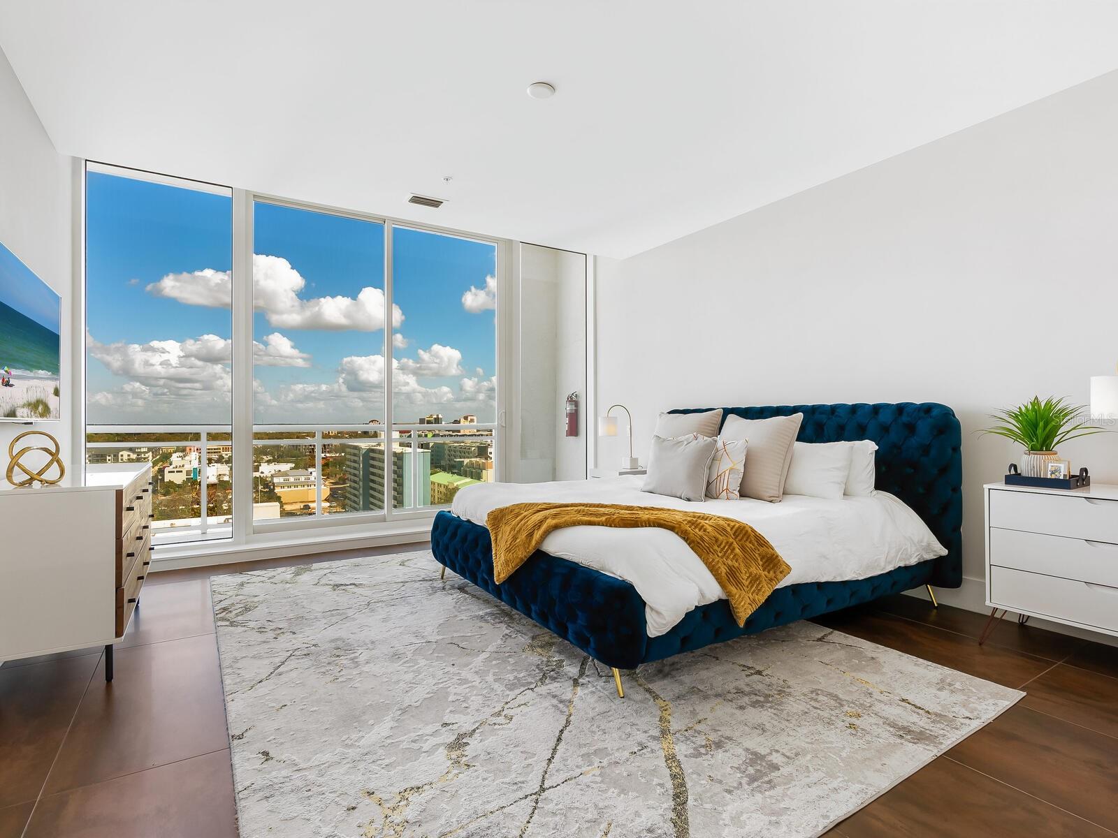 540 N TAMIAMI TRL #1201, SARASOTA, FL, 34236