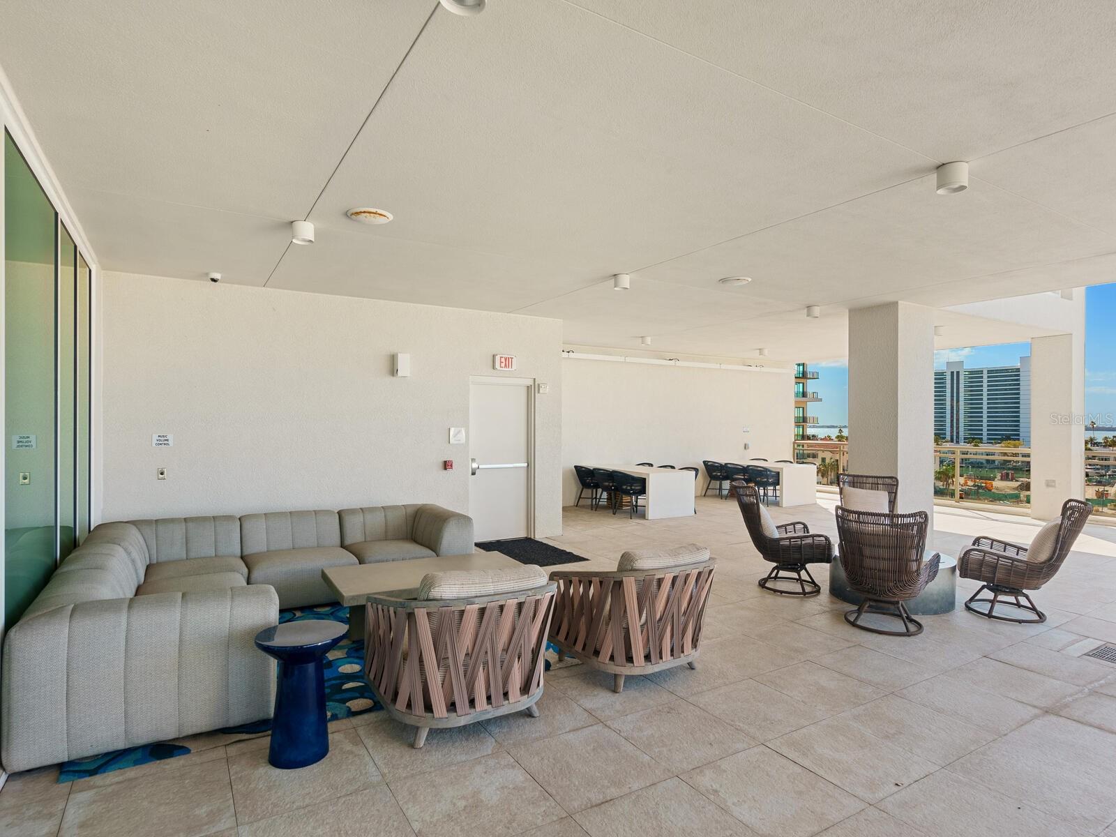 540 N TAMIAMI TRL #1201, SARASOTA, FL, 34236
