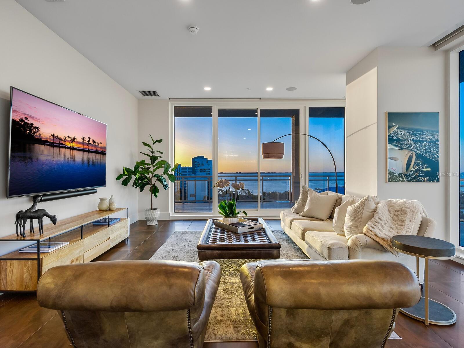 540 N TAMIAMI TRL #1201, SARASOTA, FL, 34236