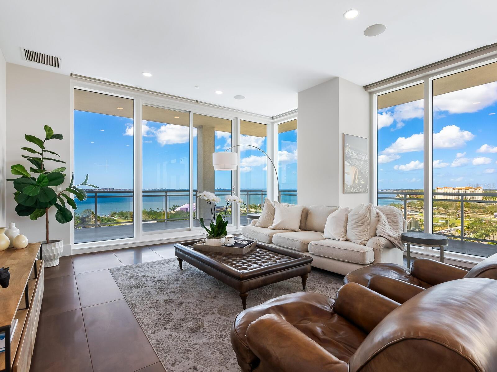 540 N TAMIAMI TRL #1201, SARASOTA, FL, 34236