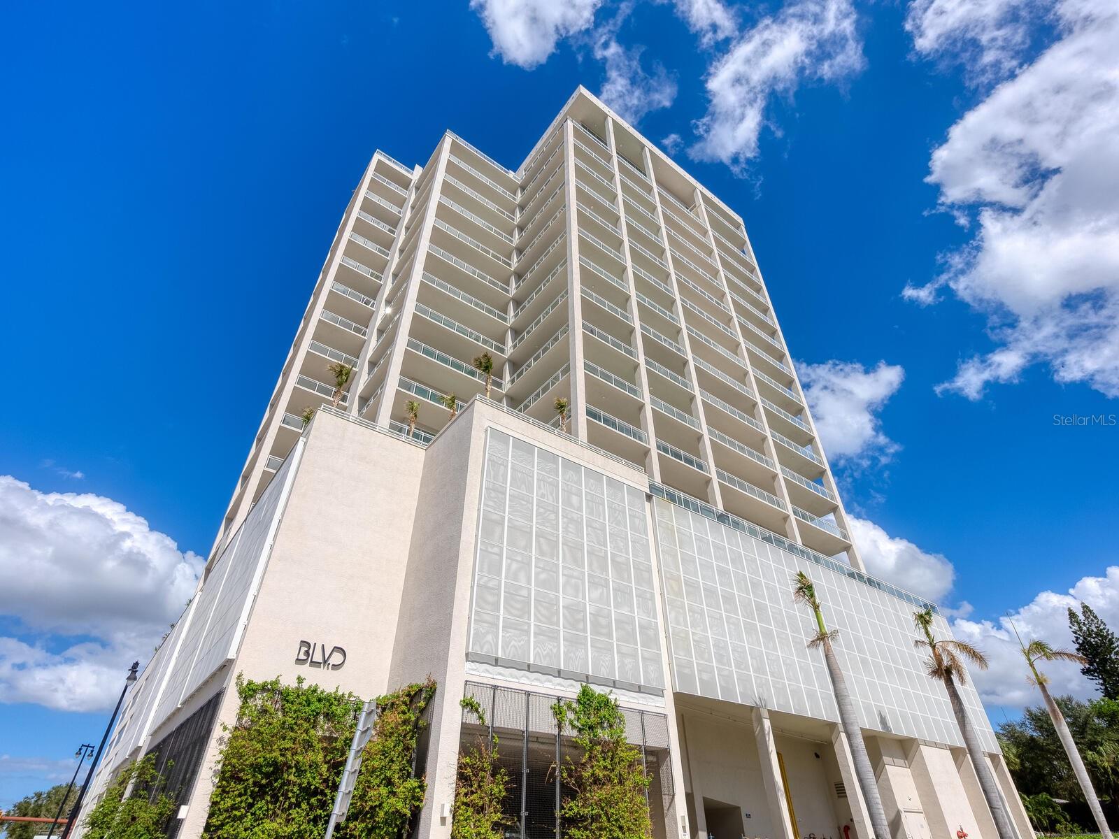 540 N TAMIAMI TRL #1201, SARASOTA, FL, 34236