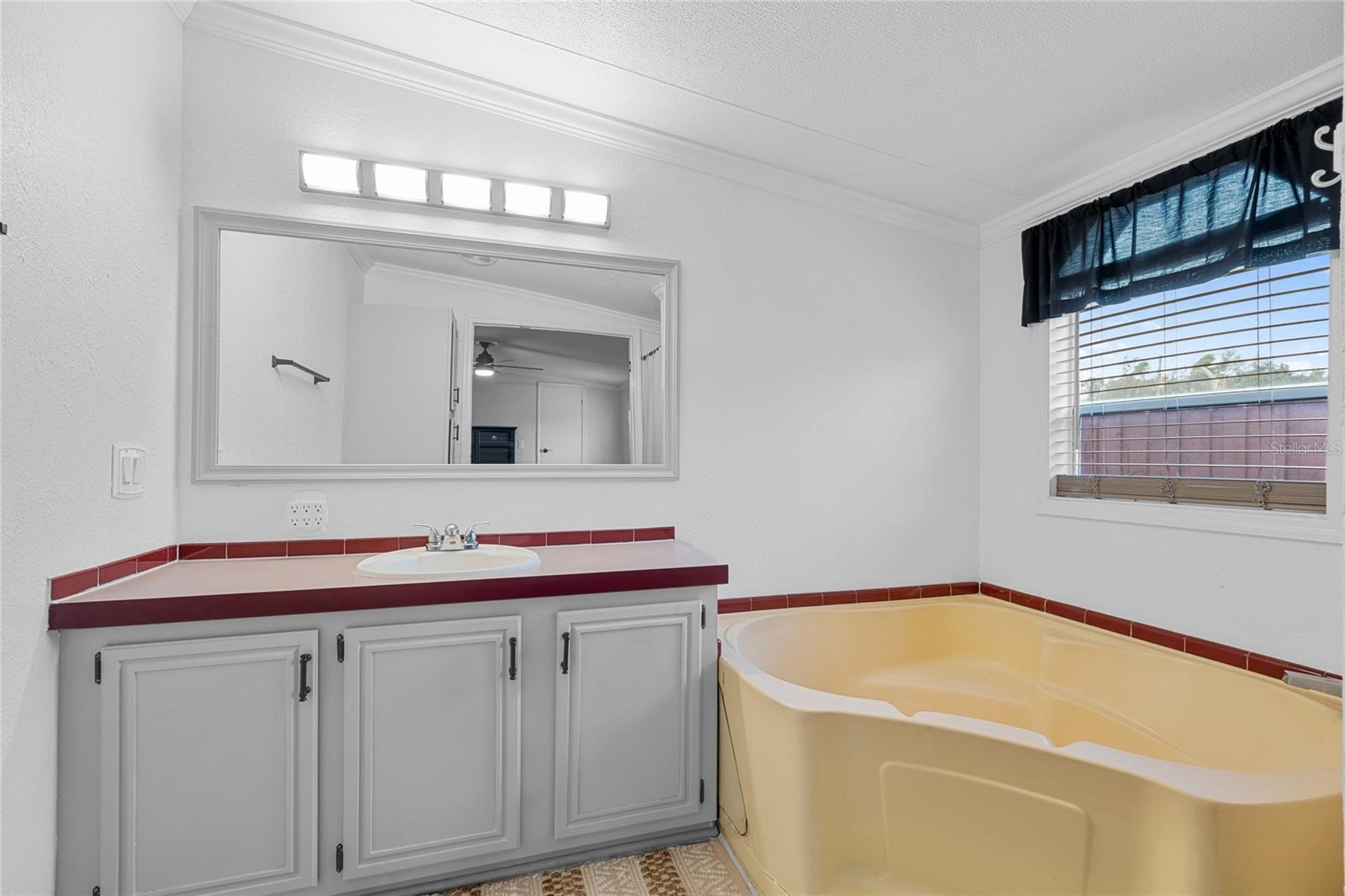 12511 WALTON AVE, NEW PORT RICHEY, FL, 34654