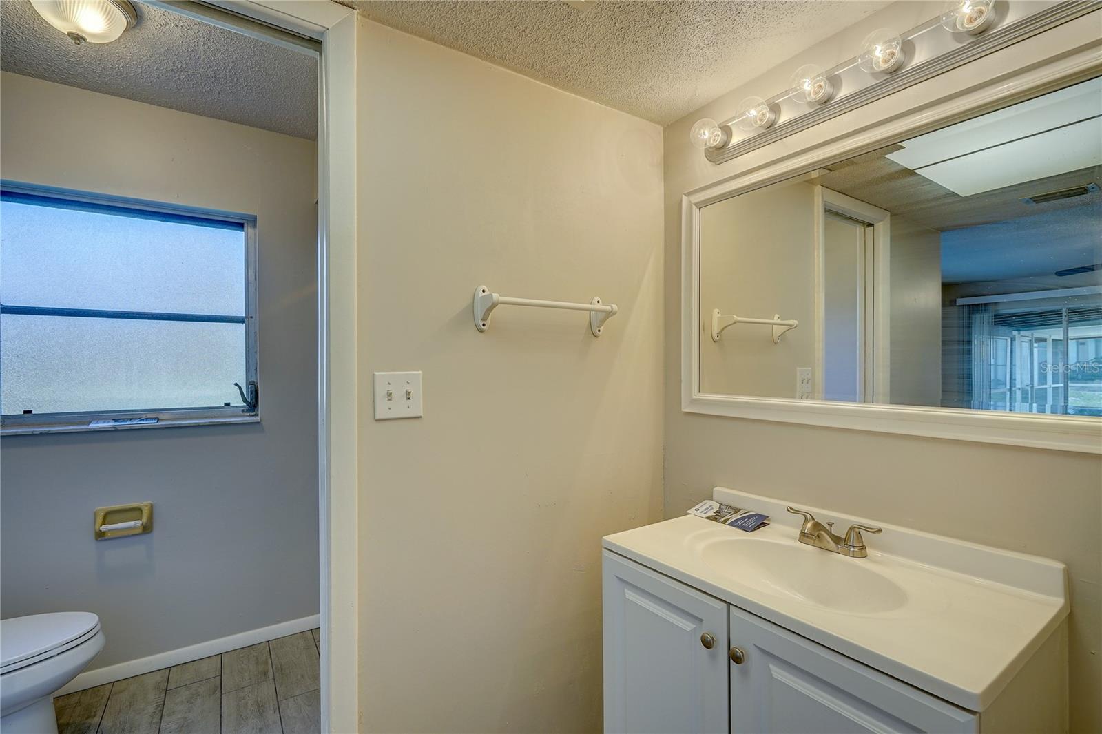 18138 LAKE WORTH BLVD, PORT CHARLOTTE, FL, 33948
