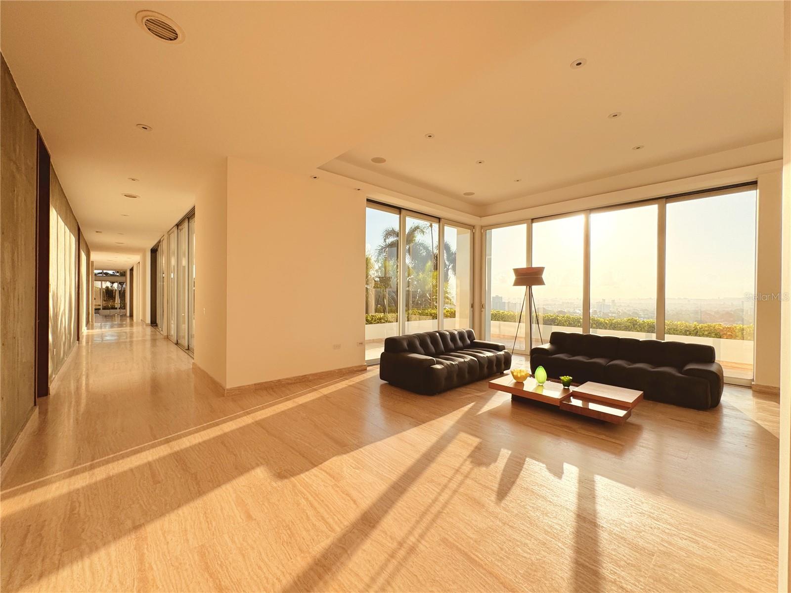 PR9109938 Property Photo