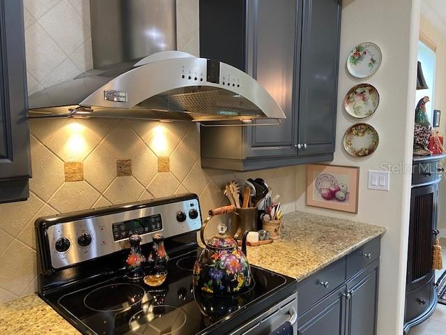 7937 ST SIMONS ST #7937, UNIVERSITY PARK, FL, 34201