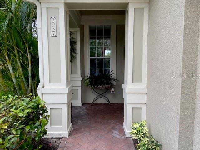 7937 ST SIMONS ST #7937, UNIVERSITY PARK, FL, 34201