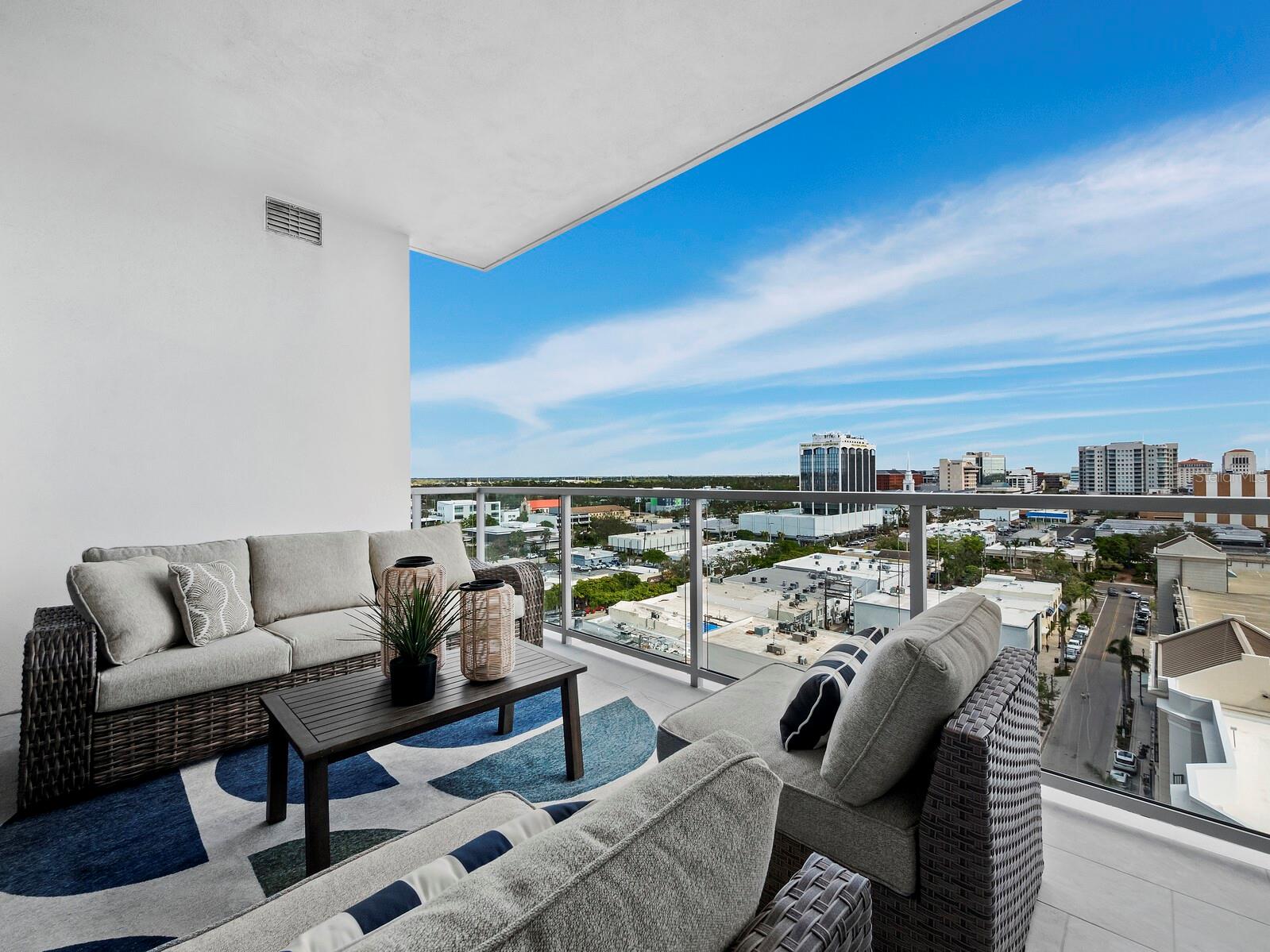 111 S PINEAPPLE AVE #1004, SARASOTA, FL, 34236