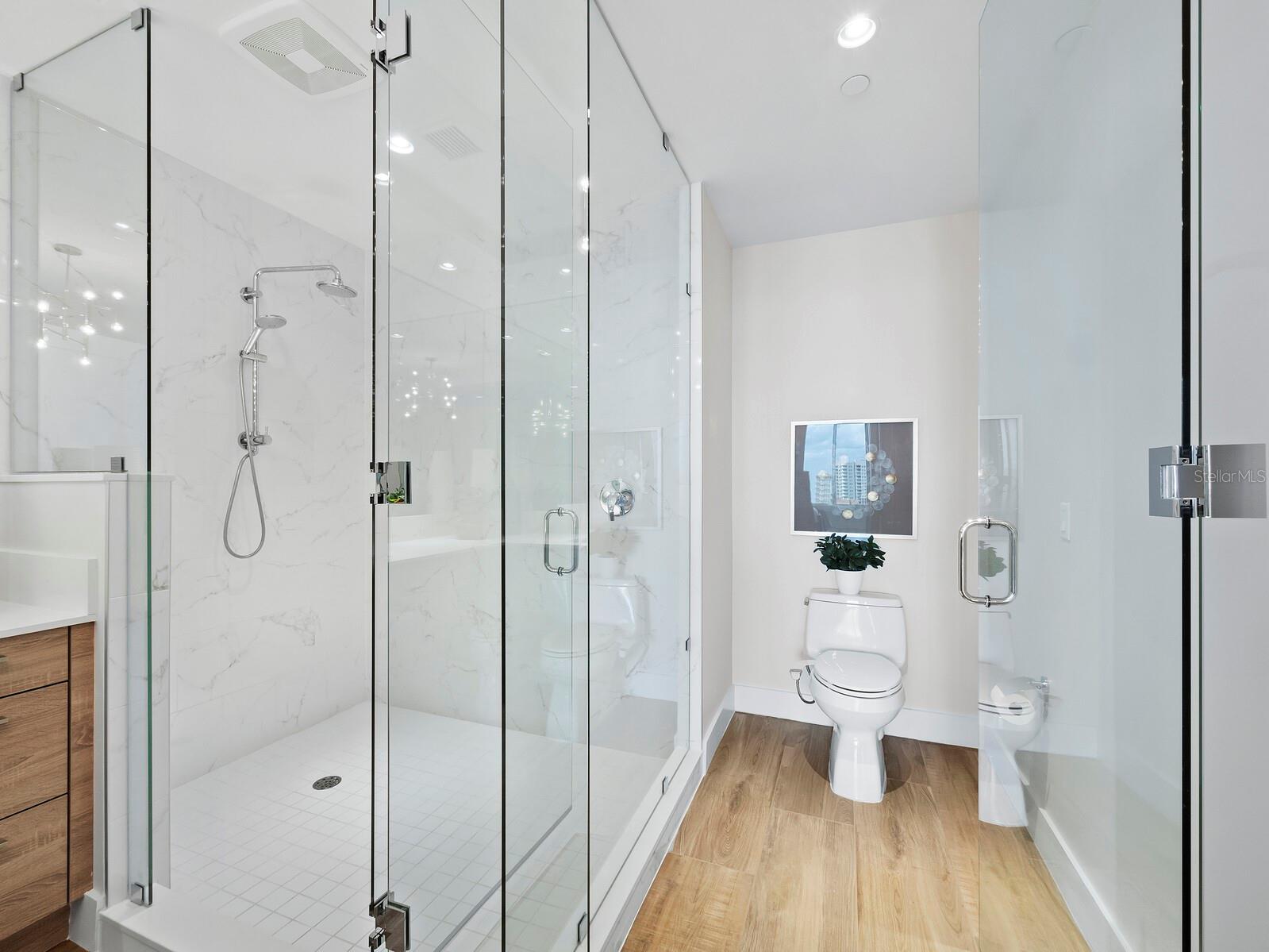 111 S PINEAPPLE AVE #1004, SARASOTA, FL, 34236