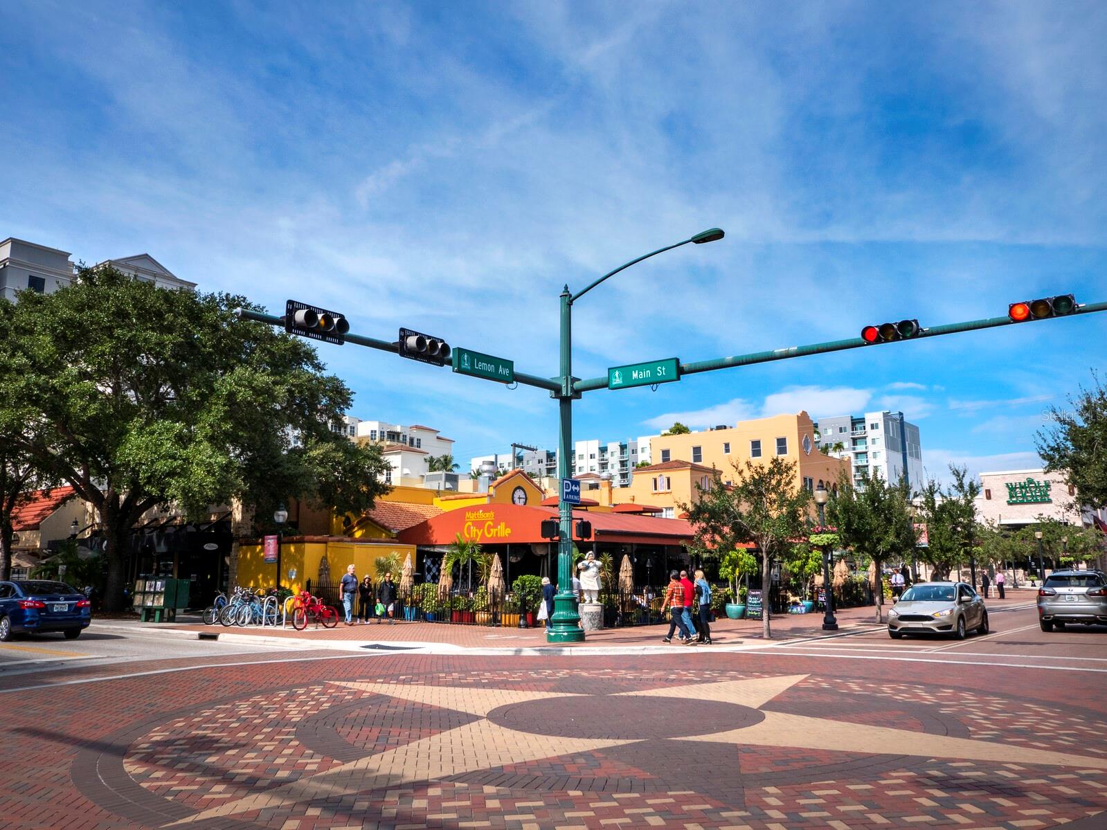 111 S PINEAPPLE AVE #1004, SARASOTA, FL, 34236