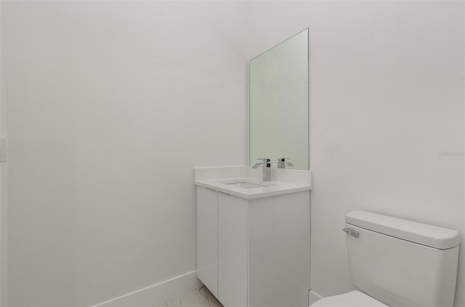 512 NW 6TH ST, CAPE CORAL, FL, 33993