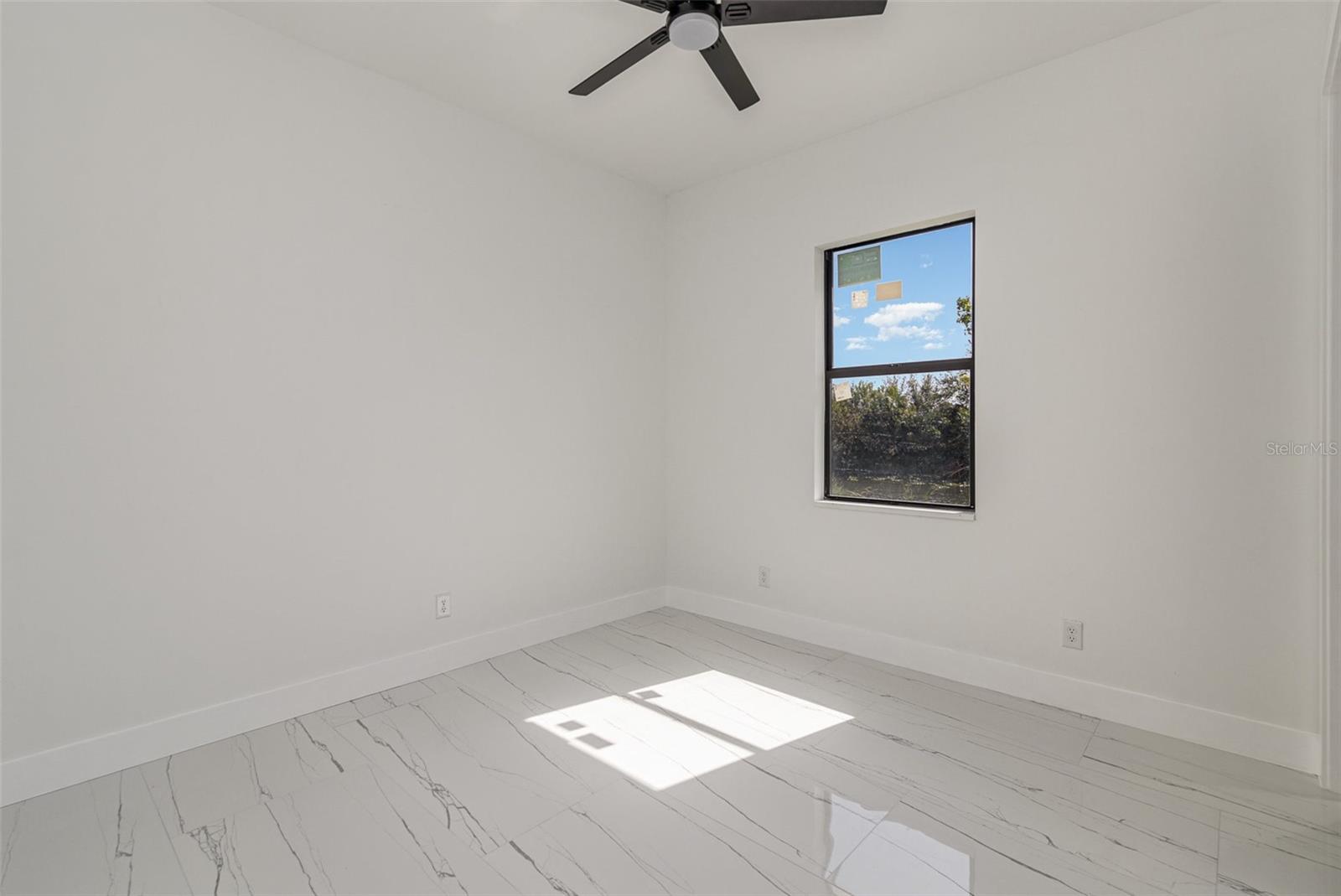 512 NW 6TH ST, CAPE CORAL, FL, 33993