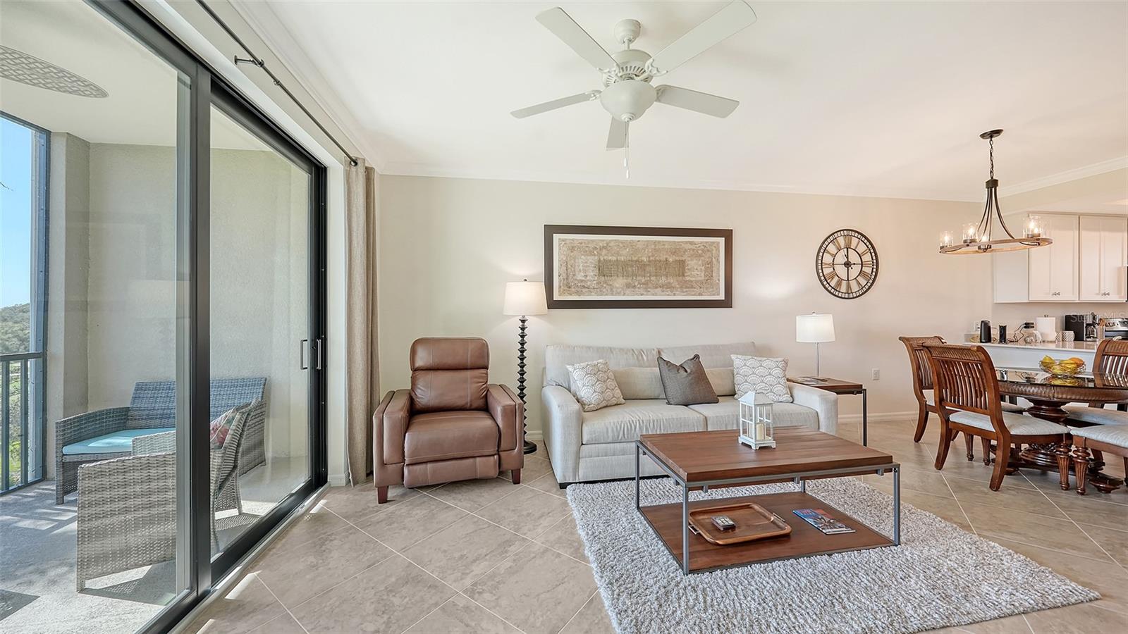 17510 GAWTHROP DR #305, BRADENTON, FL, 34211