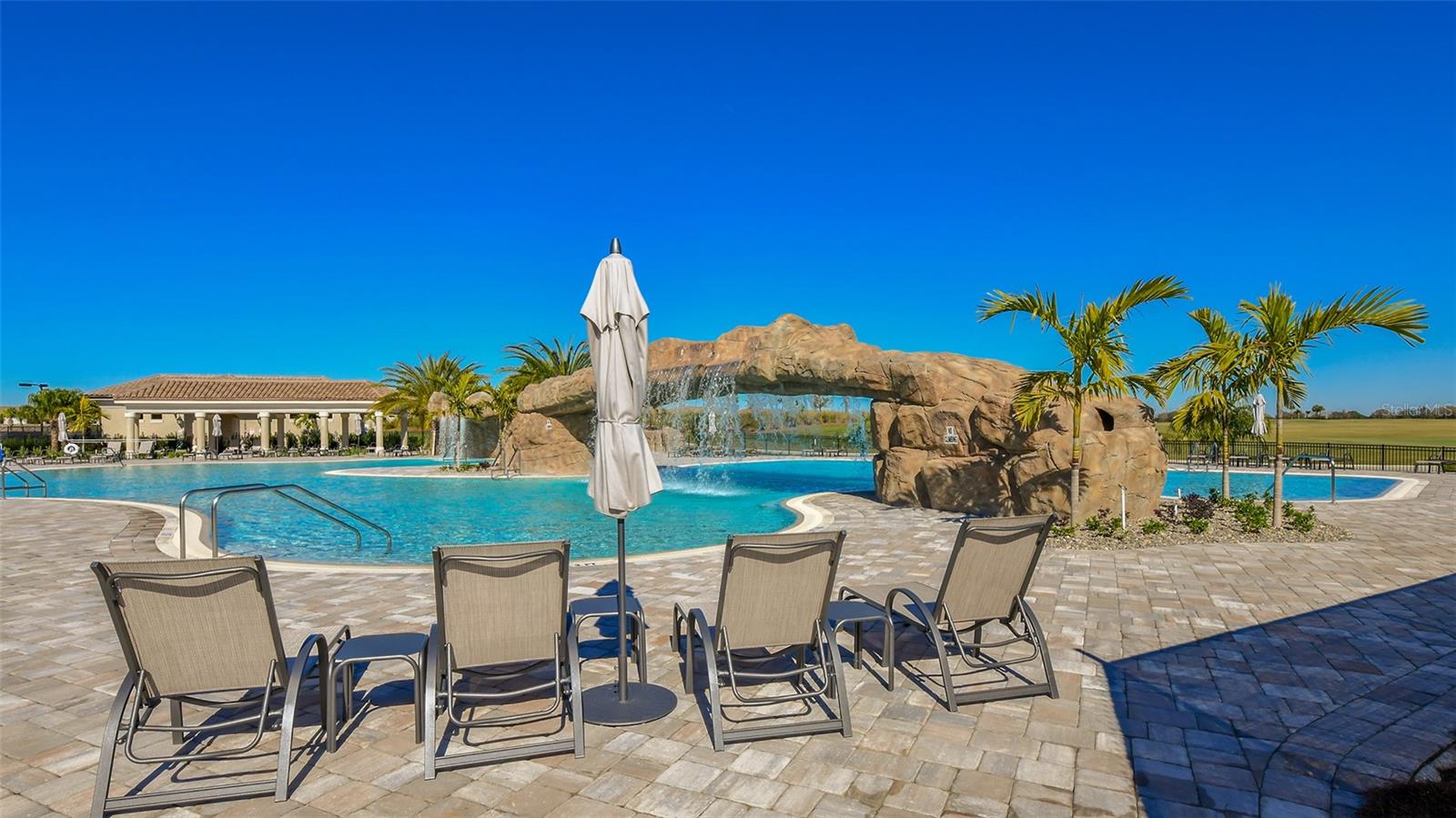 17510 GAWTHROP DR #305, BRADENTON, FL, 34211