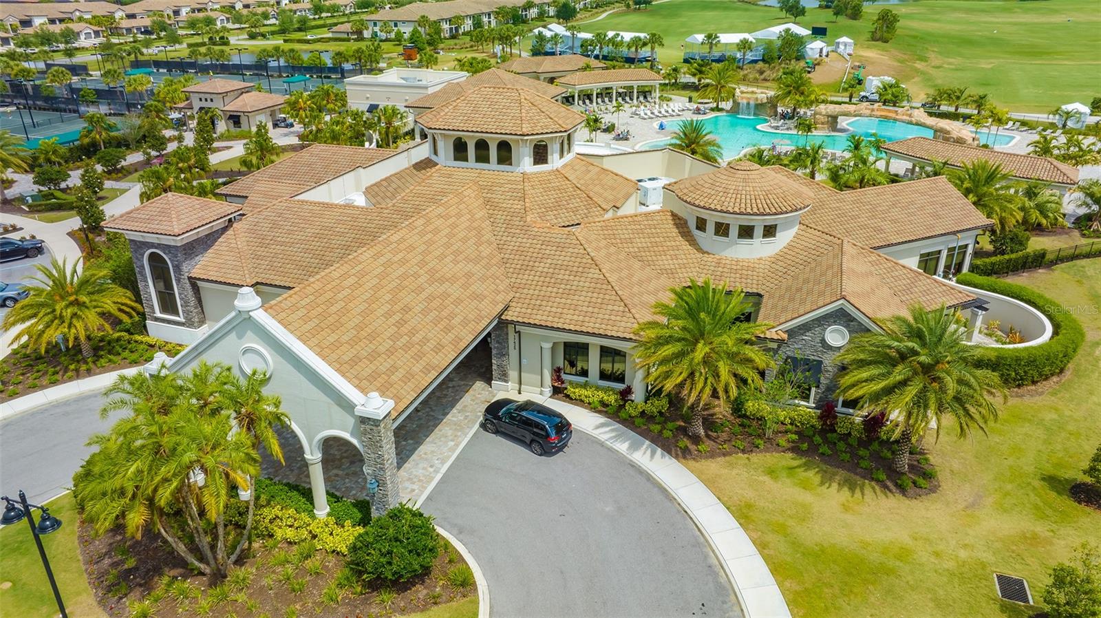 17510 GAWTHROP DR #305, BRADENTON, FL, 34211
