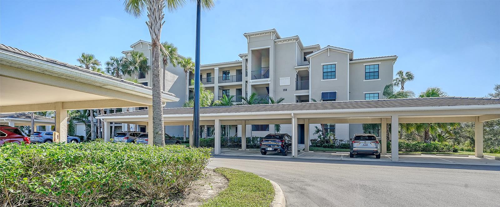 17510 GAWTHROP DR #305, BRADENTON, FL, 34211