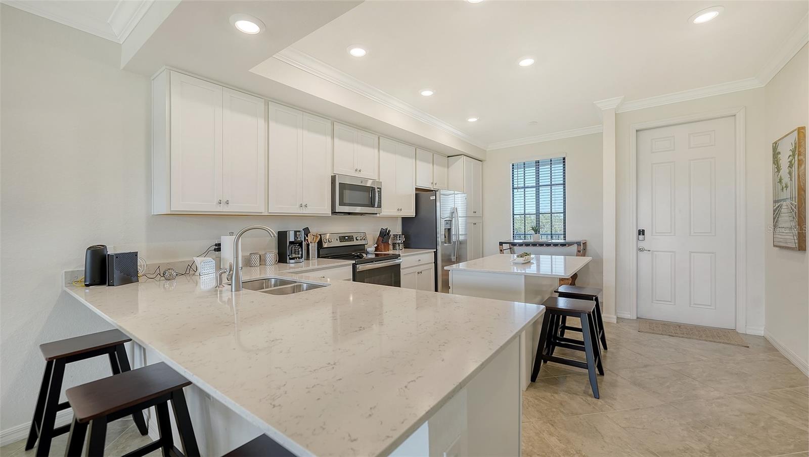 17510 GAWTHROP DR #305, BRADENTON, FL, 34211