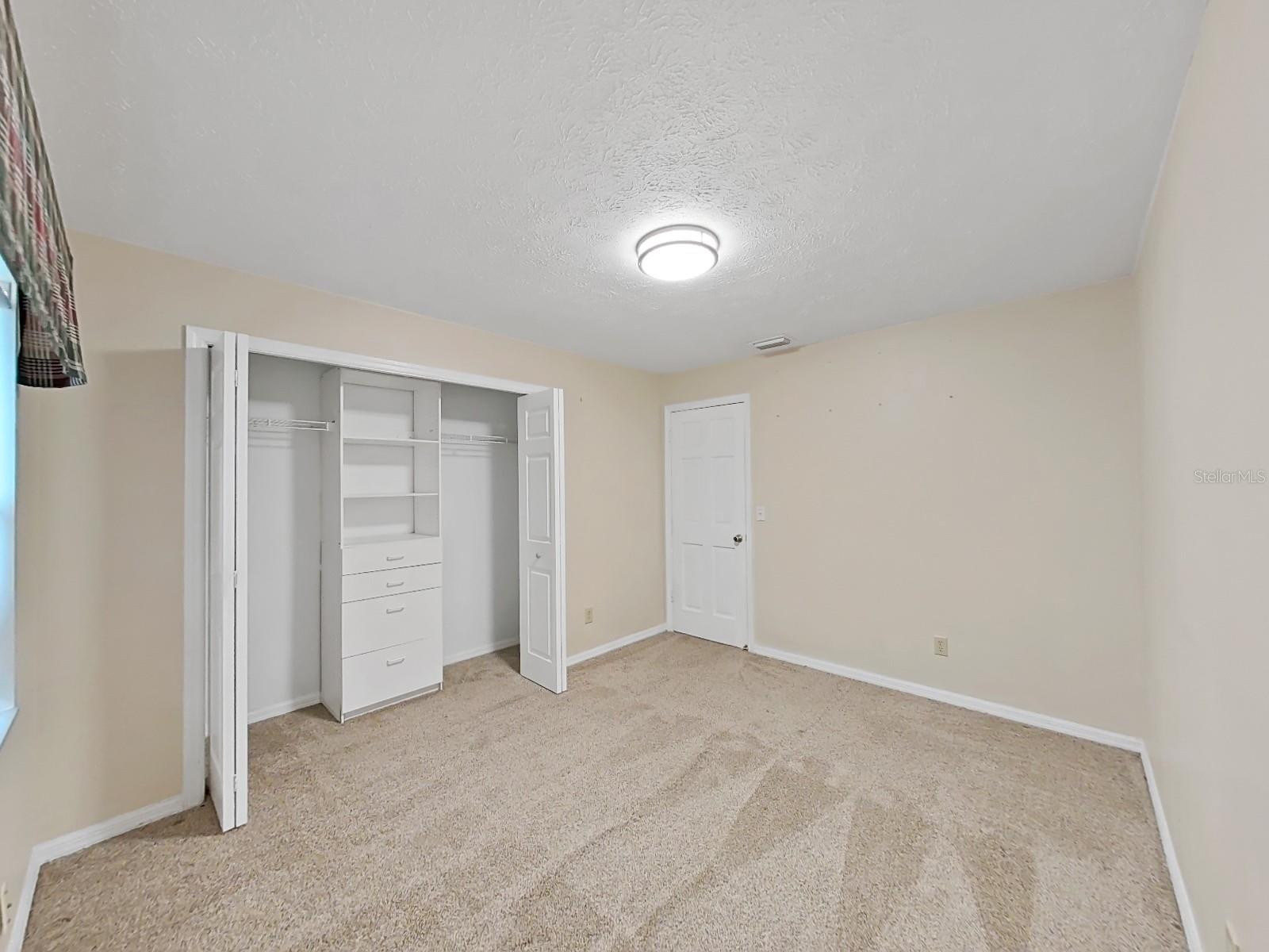 2109 CLIFTON DR, VALRICO, FL, 33594