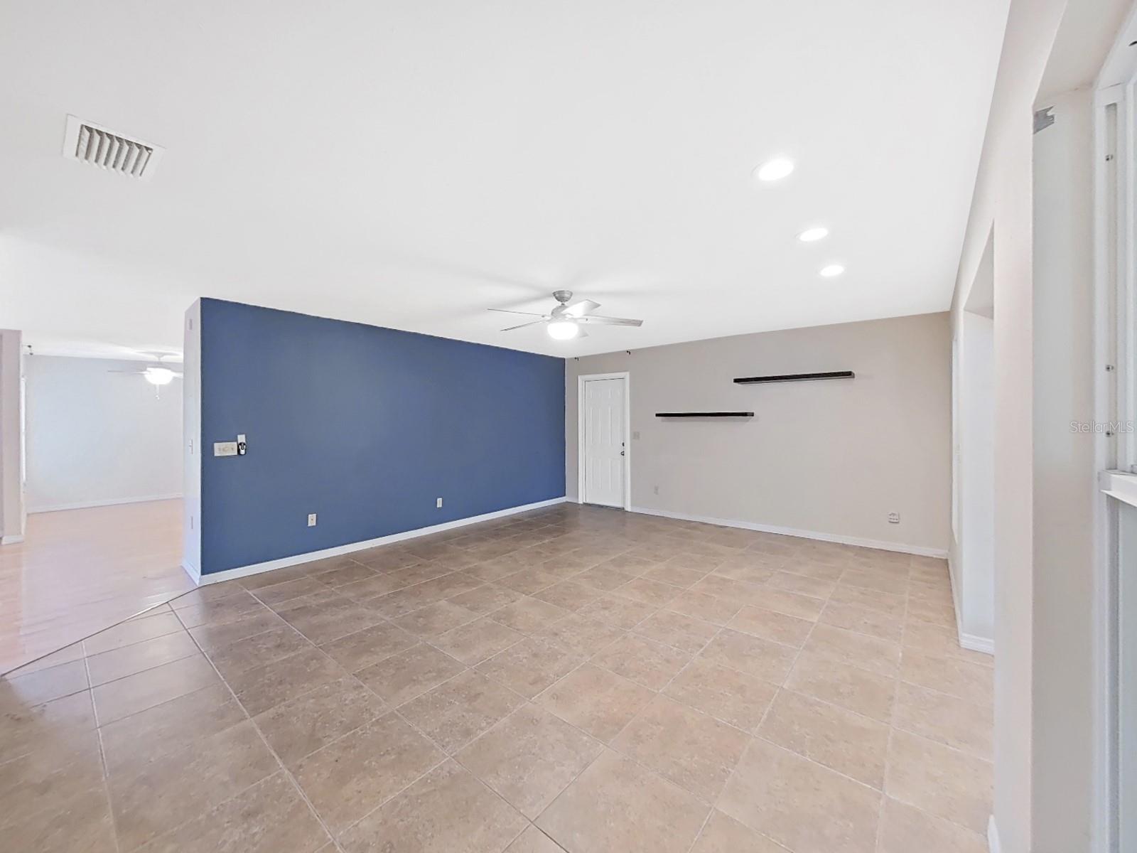 2109 CLIFTON DR, VALRICO, FL, 33594