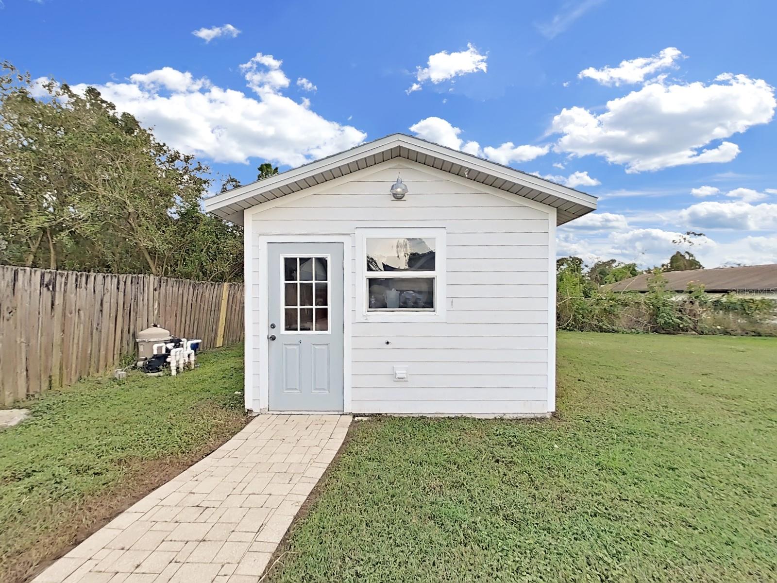 2109 CLIFTON DR, VALRICO, FL, 33594