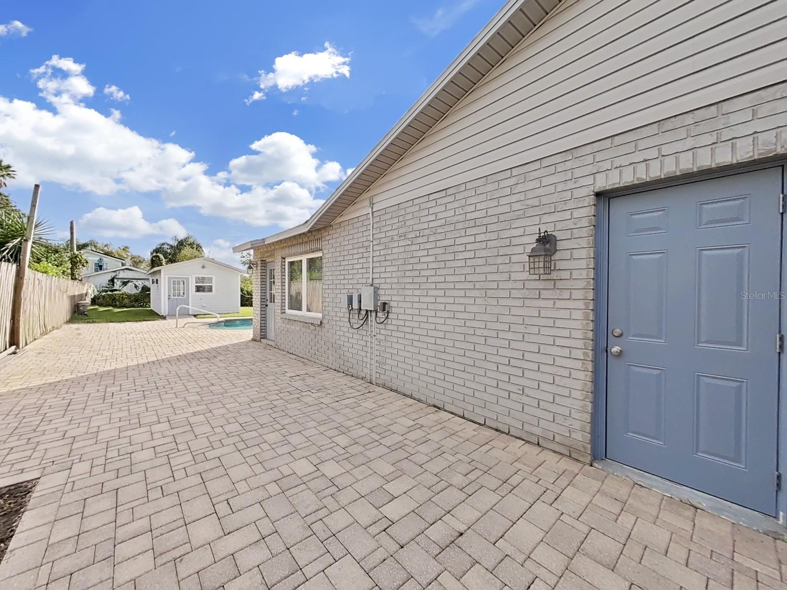 2109 CLIFTON DR, VALRICO, FL, 33594