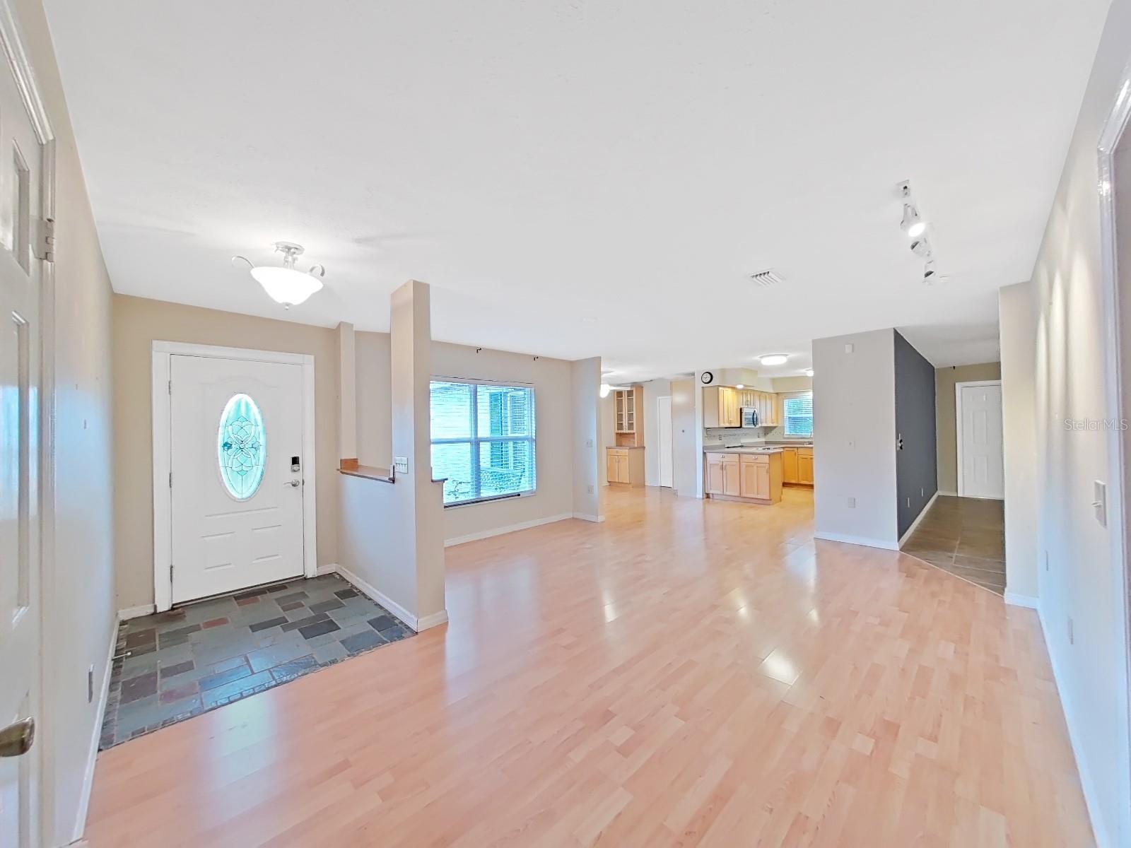 2109 CLIFTON DR, VALRICO, FL, 33594