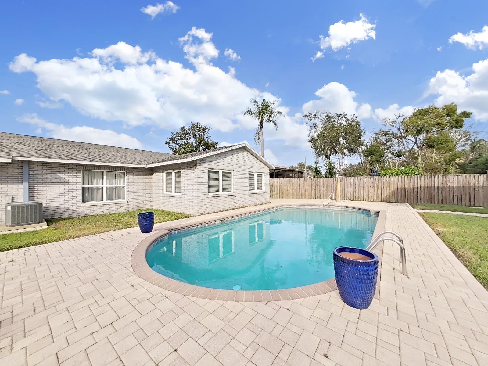 2109 CLIFTON DR, VALRICO, FL, 33594