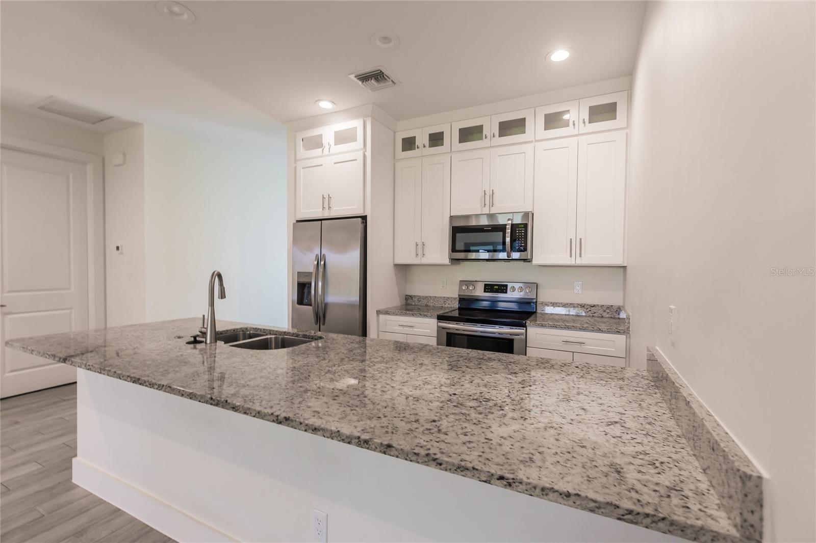 2601 MAGDALINA DR, PUNTA GORDA, FL, 33950