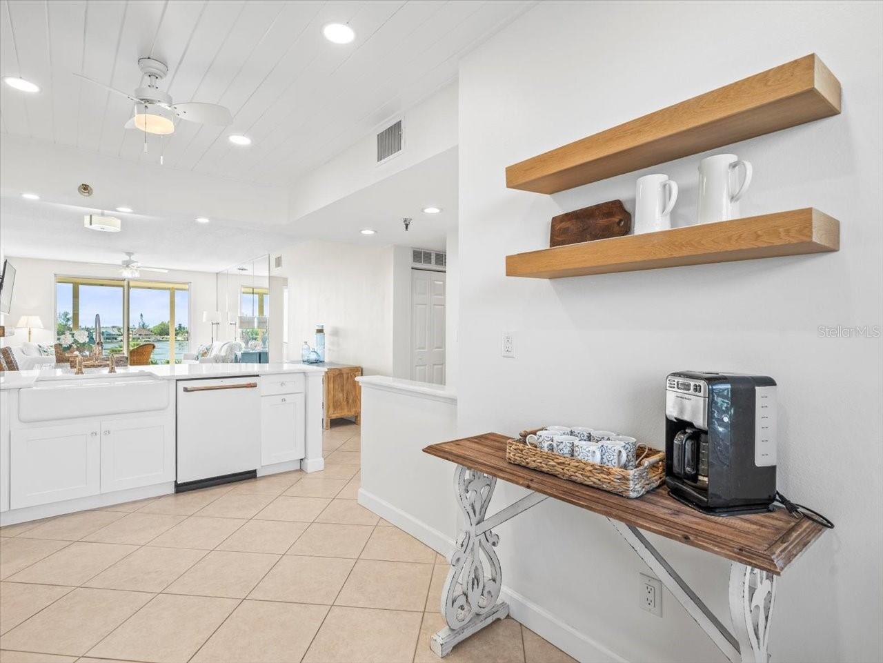 7872 SAILBOAT KEY BLVD S #303, SOUTH PASADENA, FL, 33707