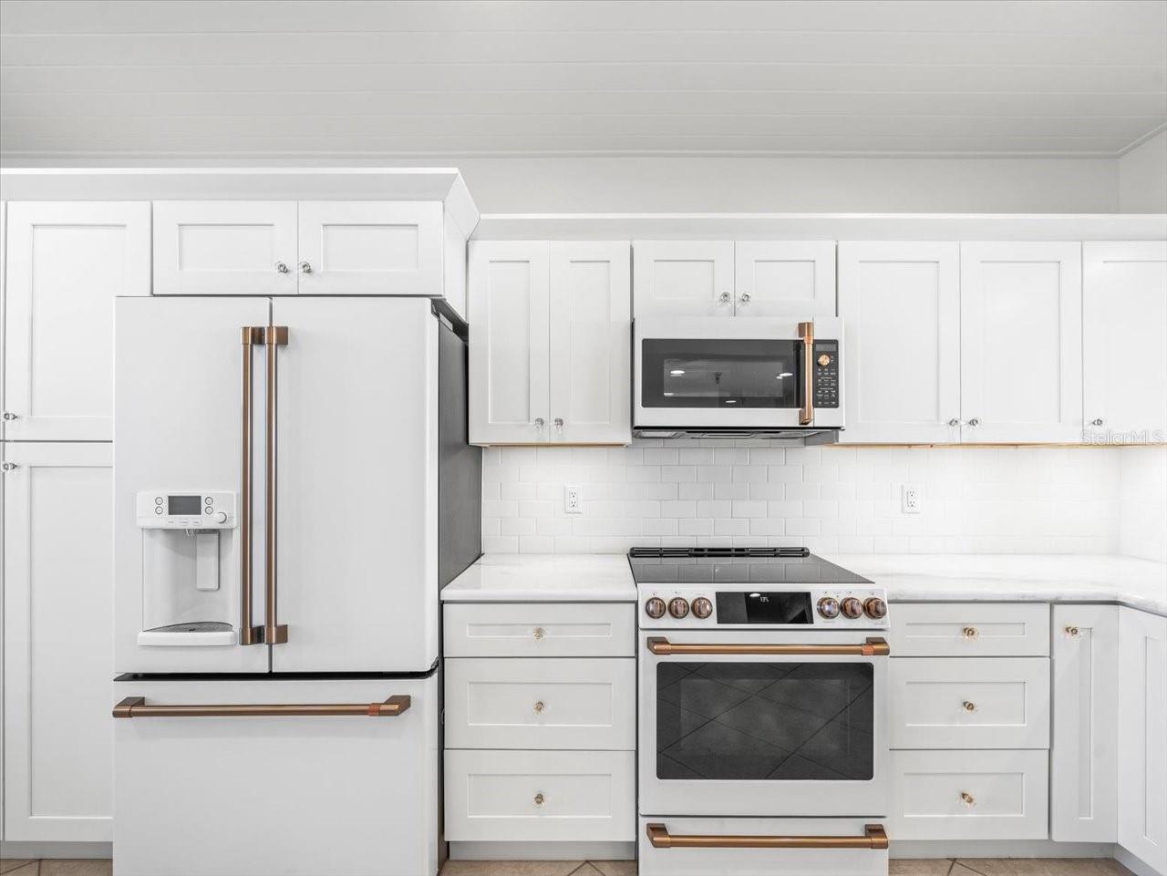 7872 SAILBOAT KEY BLVD S #303, SOUTH PASADENA, FL, 33707