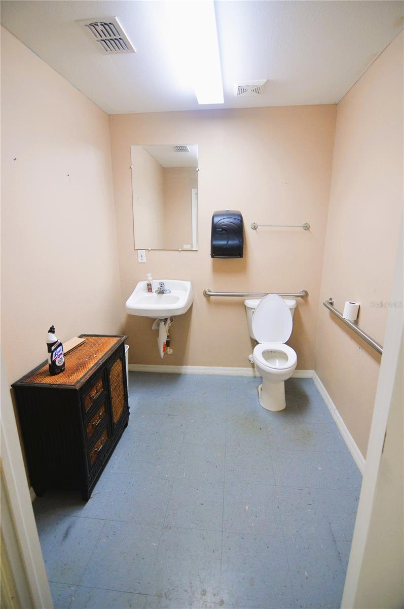 38453 COUNTY ROAD 54, ZEPHYRHILLS, FL, 33542