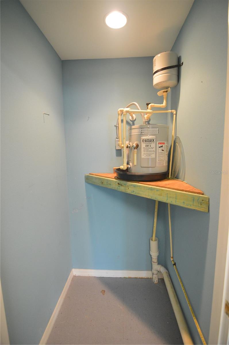 38453 COUNTY ROAD 54, ZEPHYRHILLS, FL, 33542