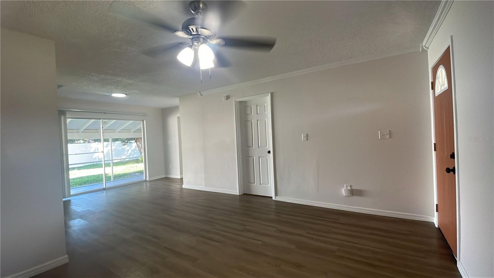 2105 MESSINA AVE, ORLANDO, FL, 32811