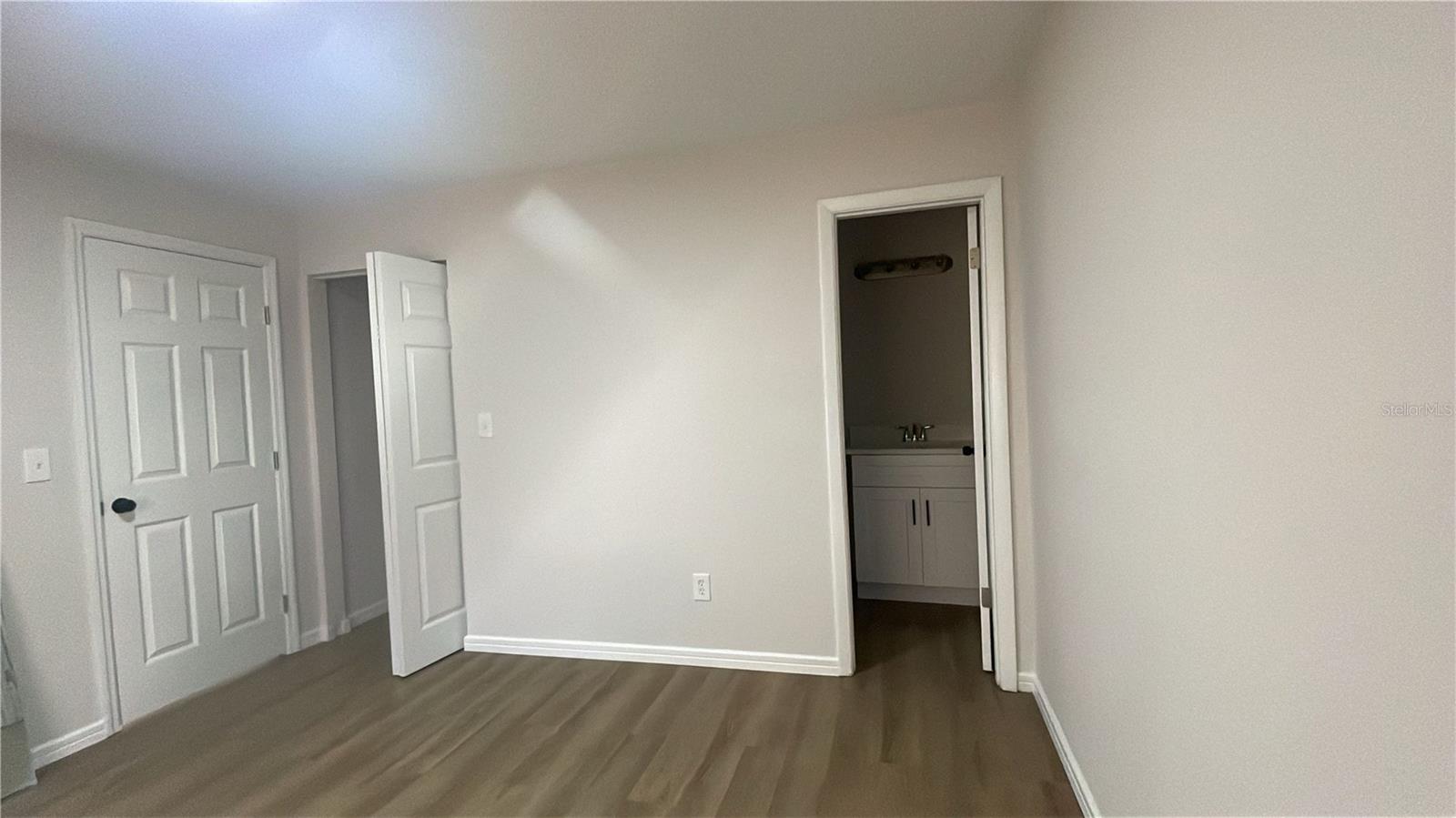 2105 MESSINA AVE, ORLANDO, FL, 32811
