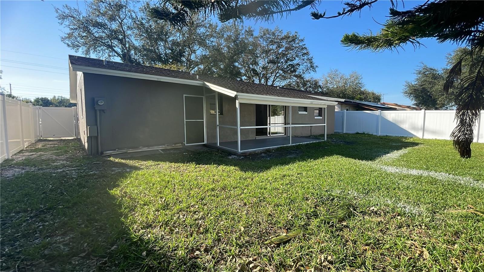 2105 MESSINA AVE, ORLANDO, FL, 32811