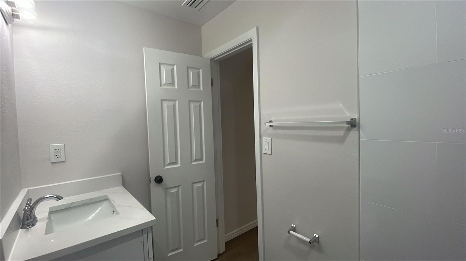 2105 MESSINA AVE, ORLANDO, FL, 32811