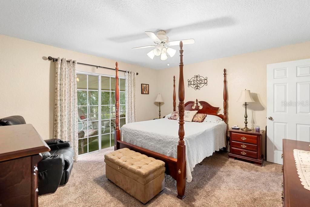 880 CRITTENDEN AVE, ORANGE CITY, FL, 32763