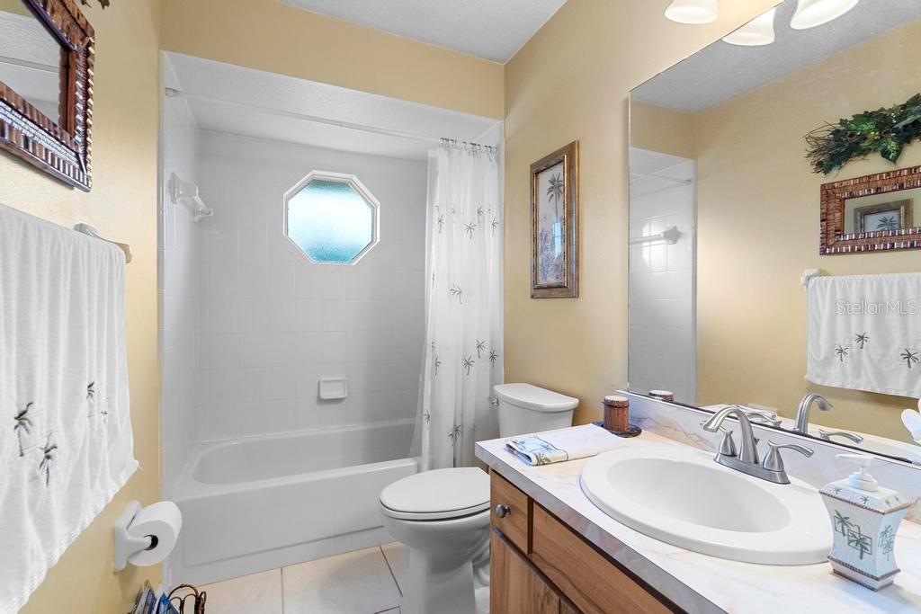 880 CRITTENDEN AVE, ORANGE CITY, FL, 32763