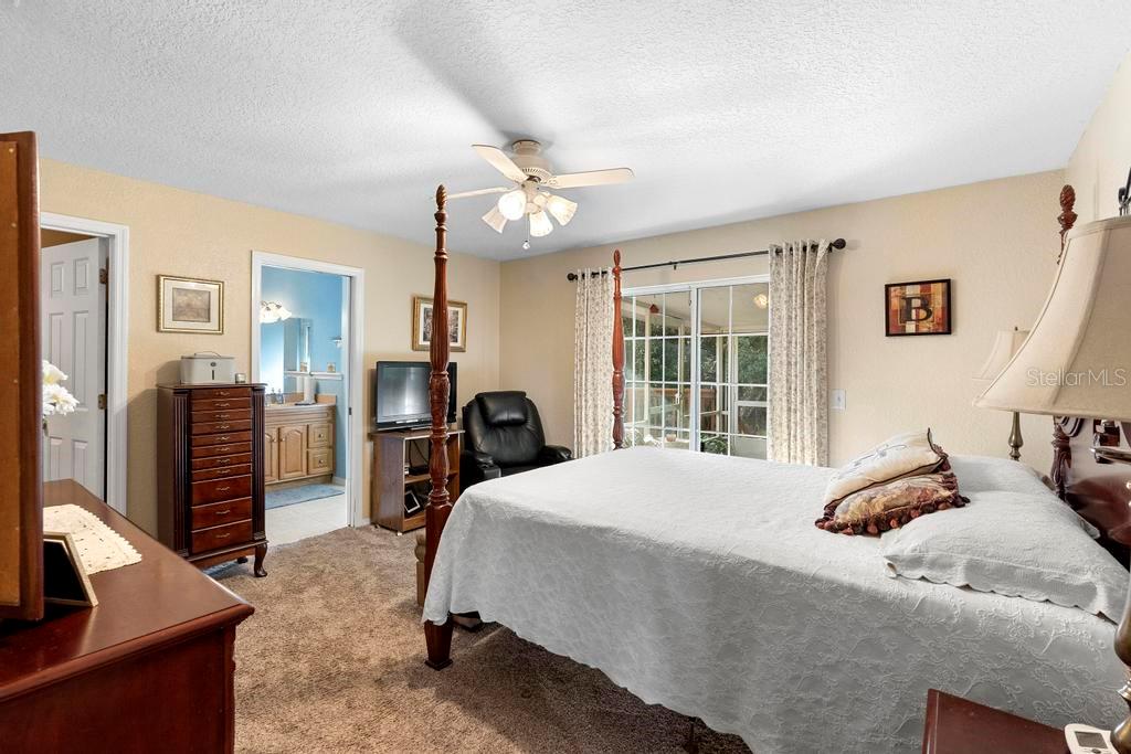 880 CRITTENDEN AVE, ORANGE CITY, FL, 32763