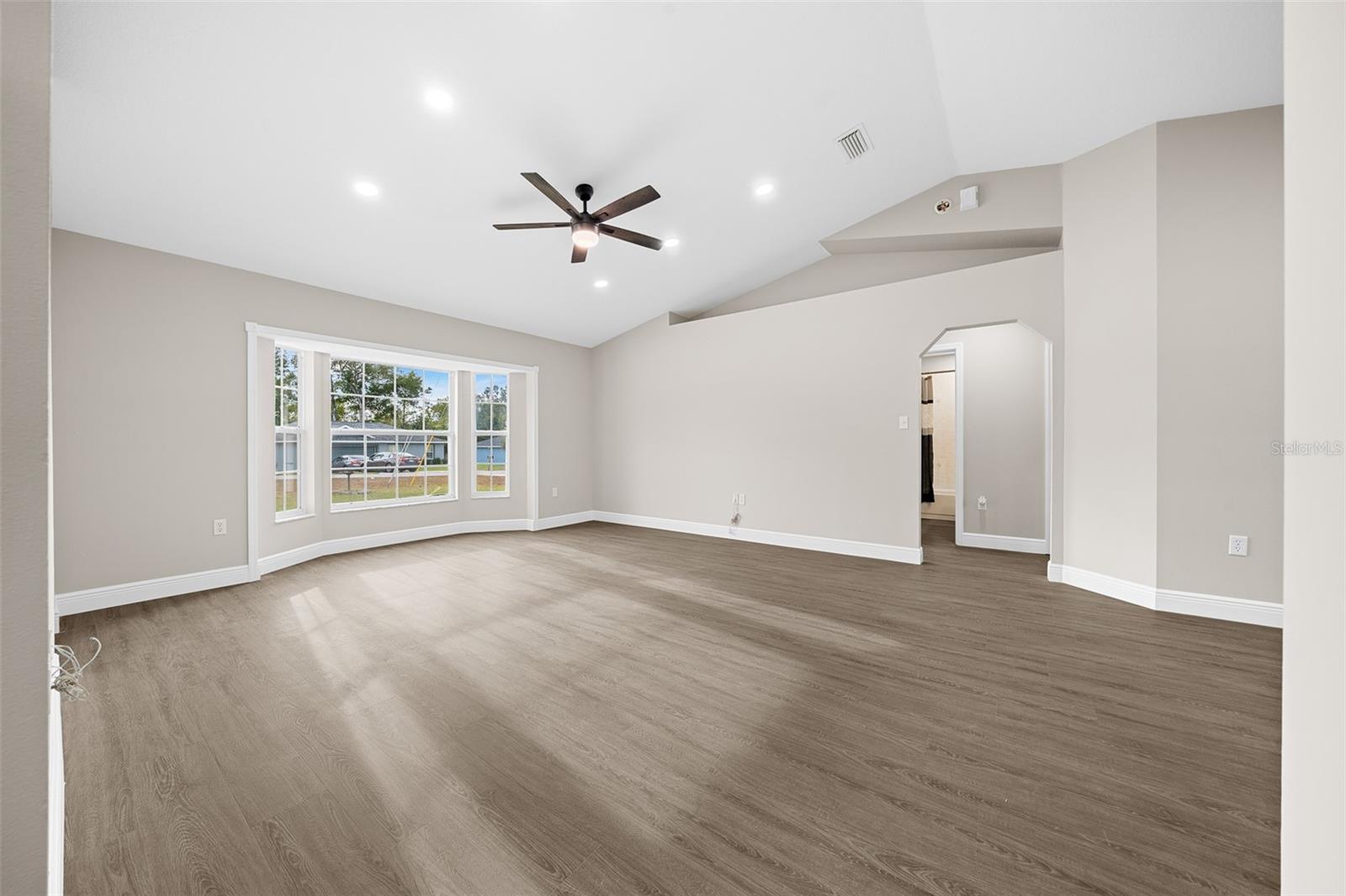 15 HEMLOCK RADIAL CIR, OCALA, FL, 34472