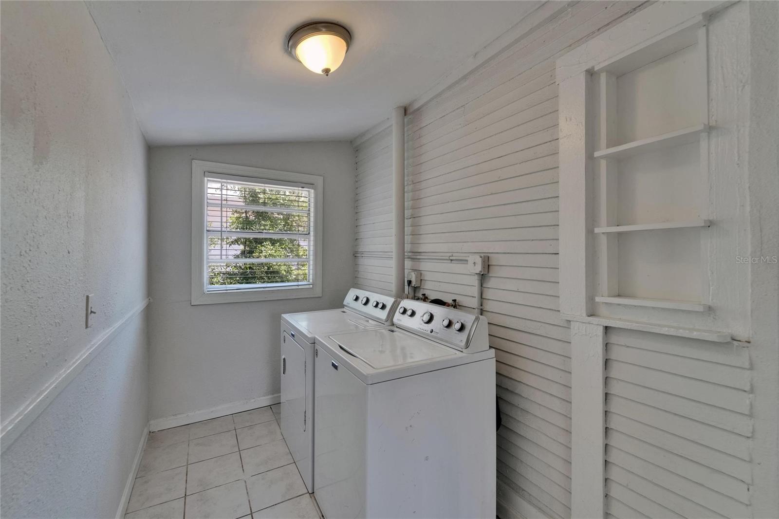 1312 E LOUISE AVE, TAMPA, FL, 33603