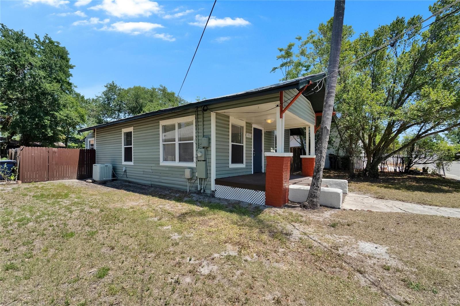 1312 E LOUISE AVE, TAMPA, FL, 33603